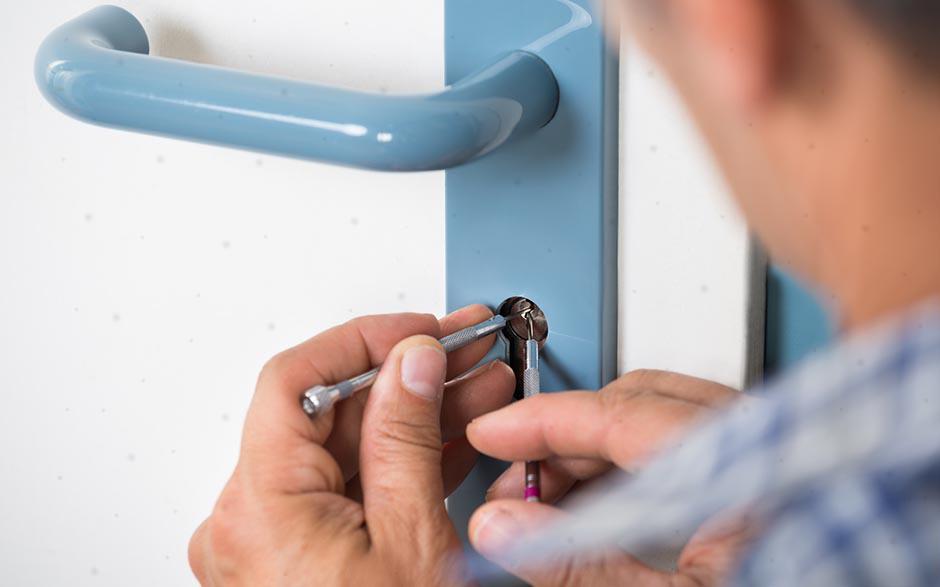 serrurier assistance dépannage Cergy