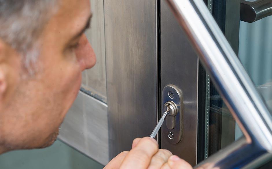 serrurier ouverture porte Suresnes